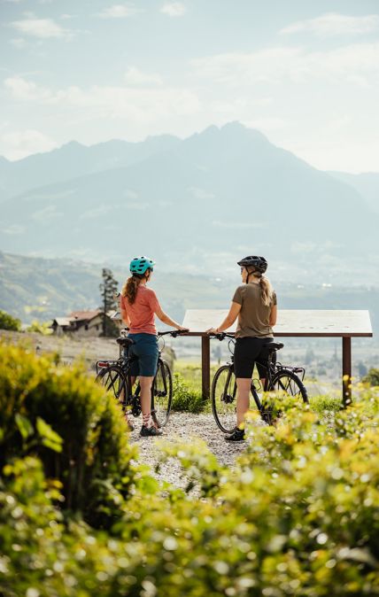 Biken in Dorf Tirol